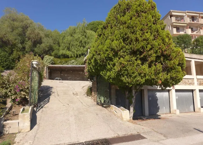 Les Floralies Ii-3 By Interhome *